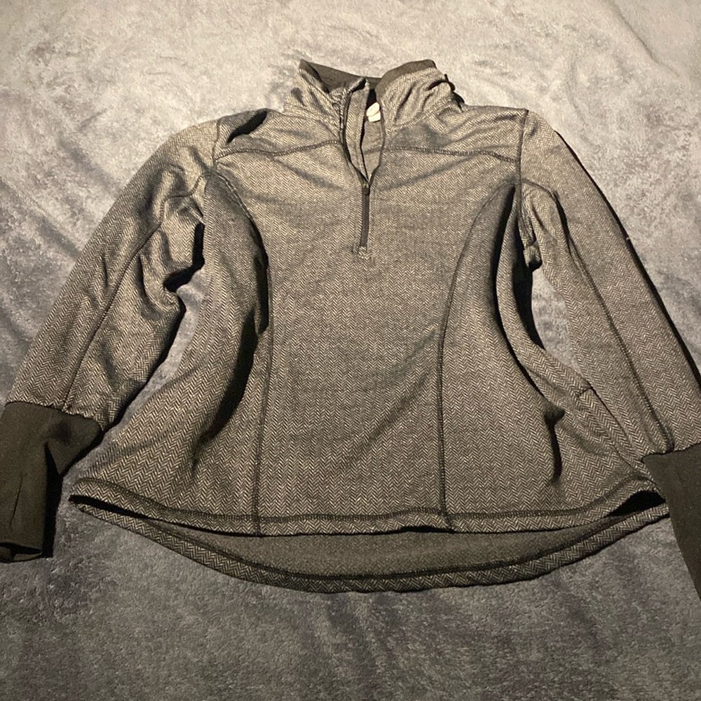 Athletic large grey and black pullover